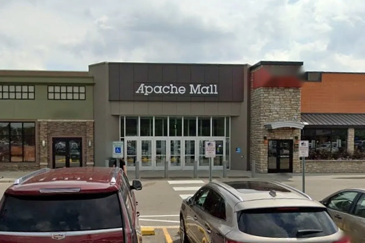 Commercial Roofing at Apache Mall, Rochester, MN